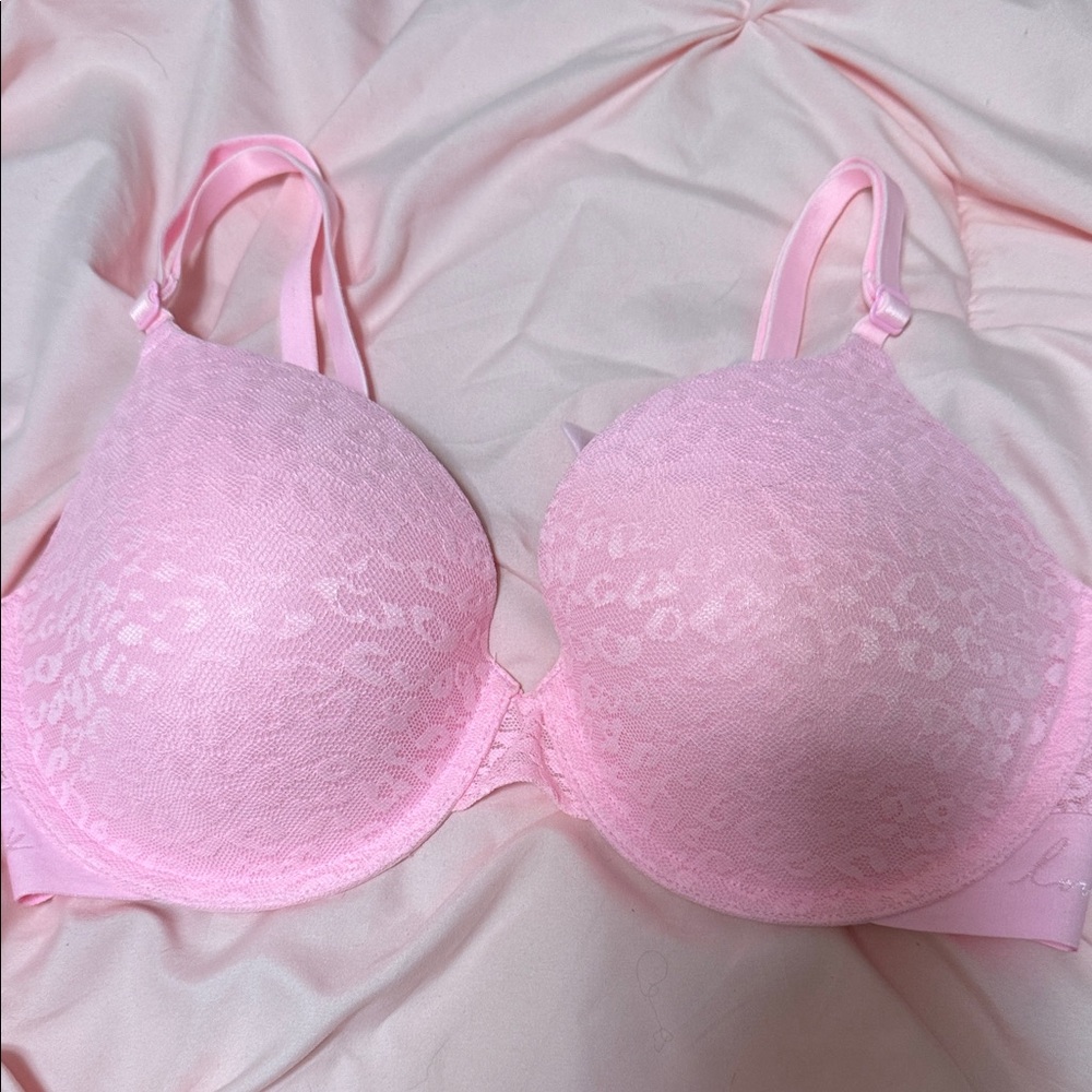 Victoria's Secret Light Pink Lace Bra